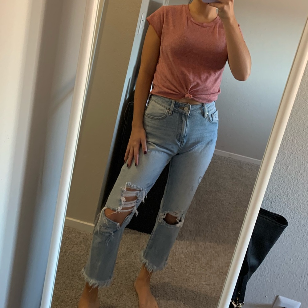 Light pink cropped tee
